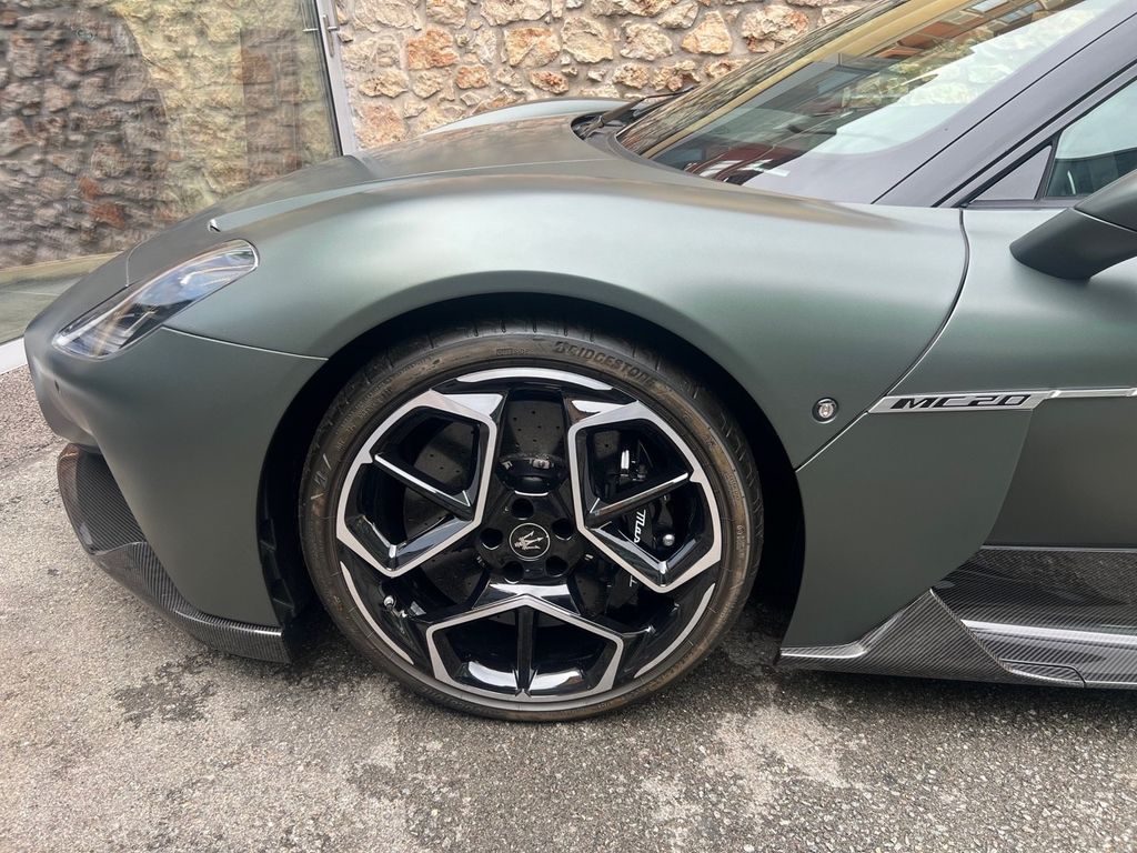 Maserati MC20 2023