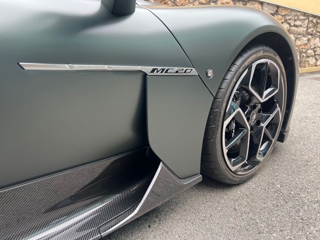 Maserati MC20 2023
