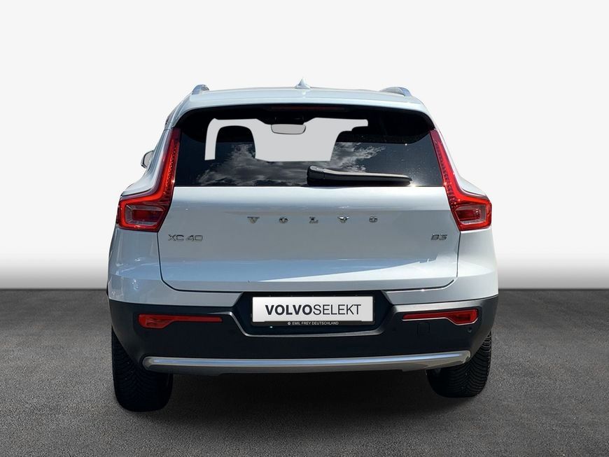 Volvo XC40 2024