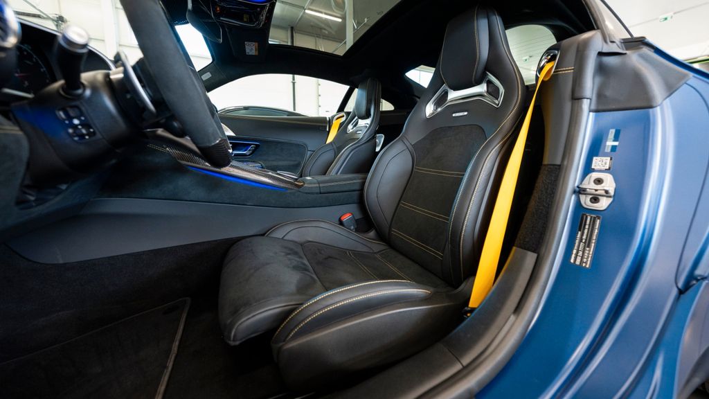 Mercedes-Benz AMG GT 2024