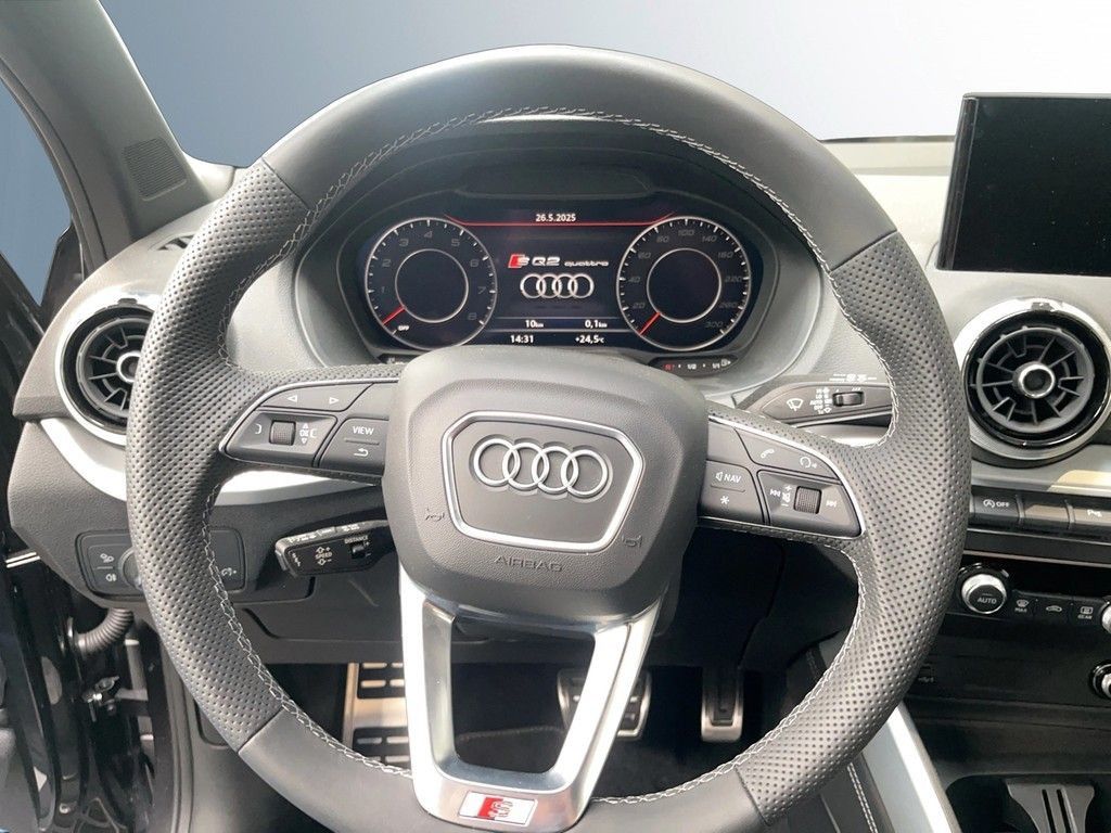 Audi SQ2 2025
