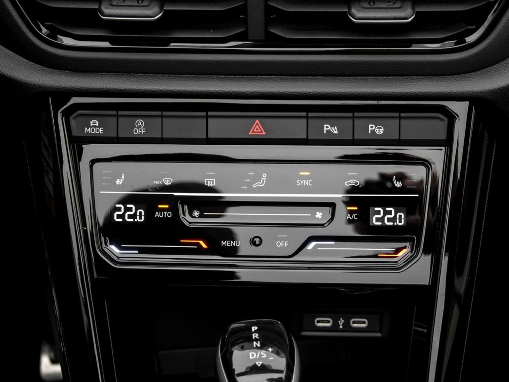 Volkswagen T-Roc 2025