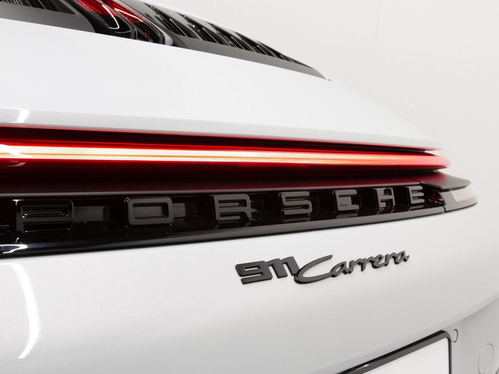 Porsche 992 2024