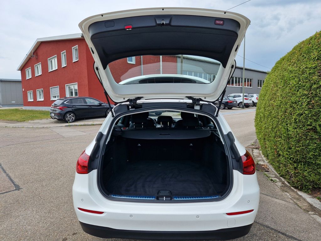 Mercedes-Benz C 200 2023