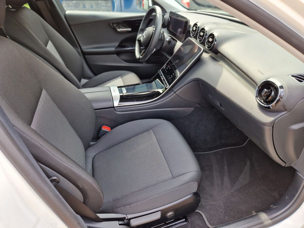 Mercedes-Benz C 200 2023