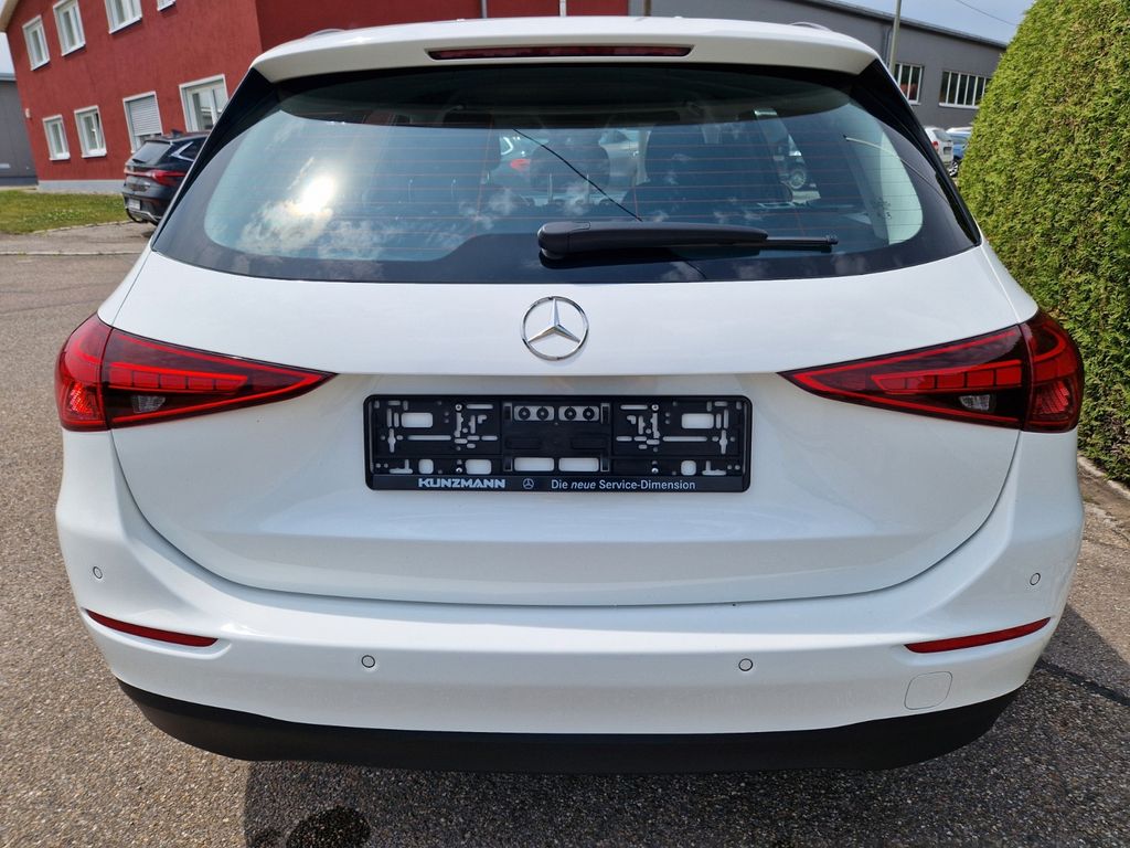 Mercedes-Benz C 200 2023