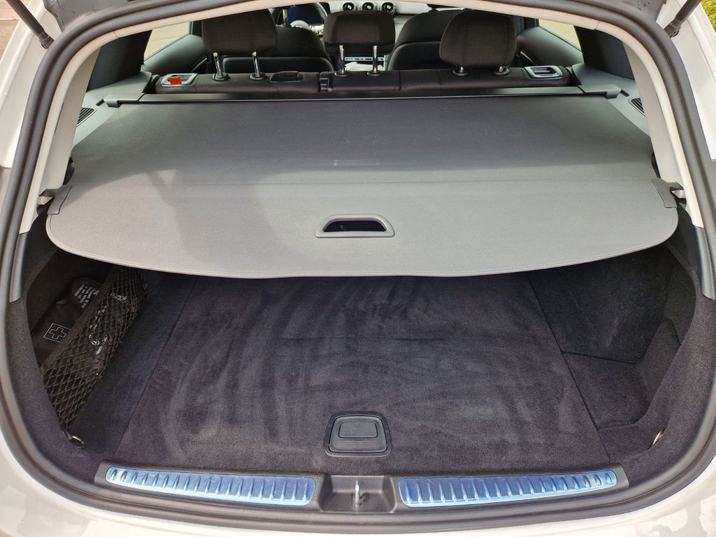 Mercedes-Benz C 200 2023