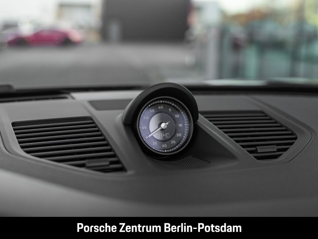 Porsche 992 2024