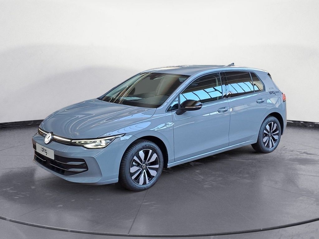 Volkswagen Golf 2025