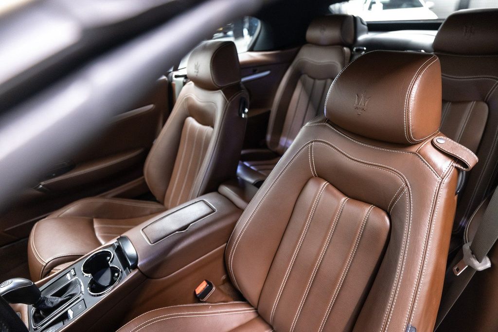 Maserati GranCabrio 2011