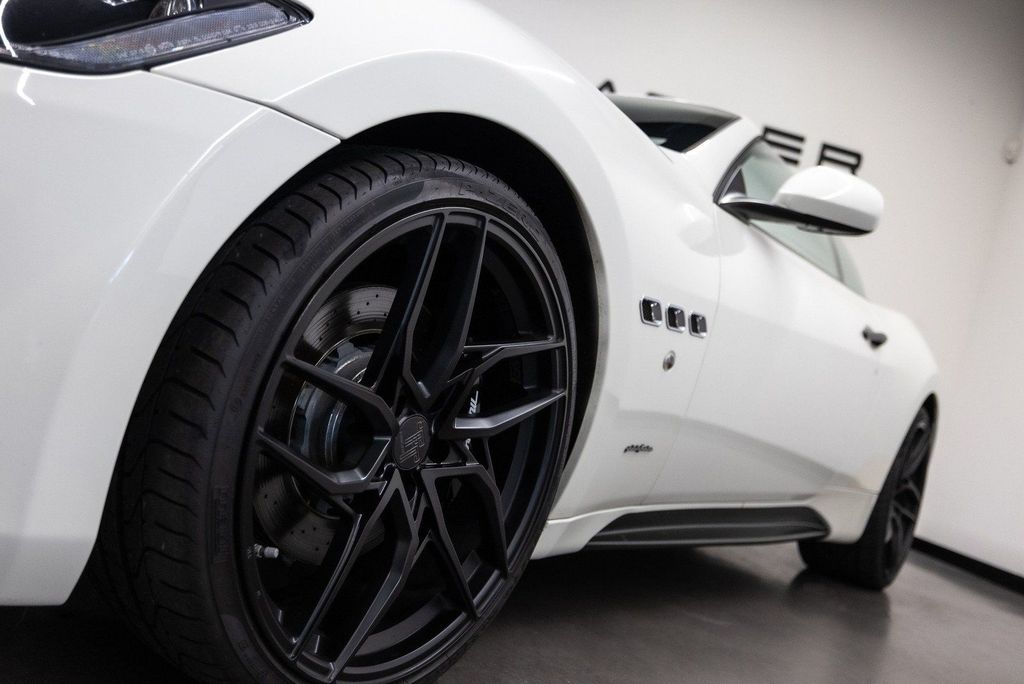 Maserati GranCabrio 2011