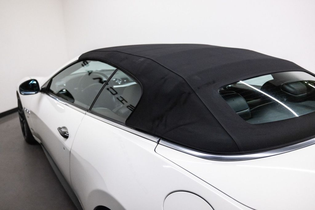 Maserati GranCabrio 2011
