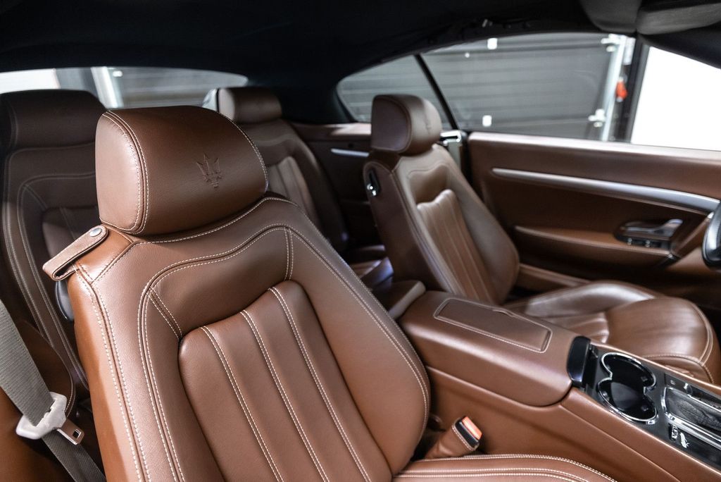 Maserati GranCabrio 2011