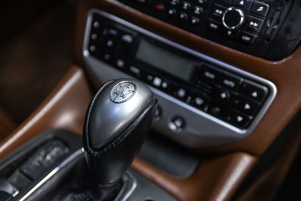 Maserati GranCabrio 2011