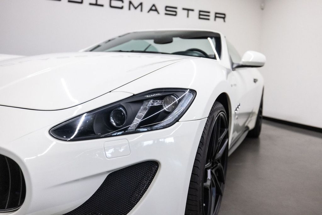 Maserati GranCabrio 2011