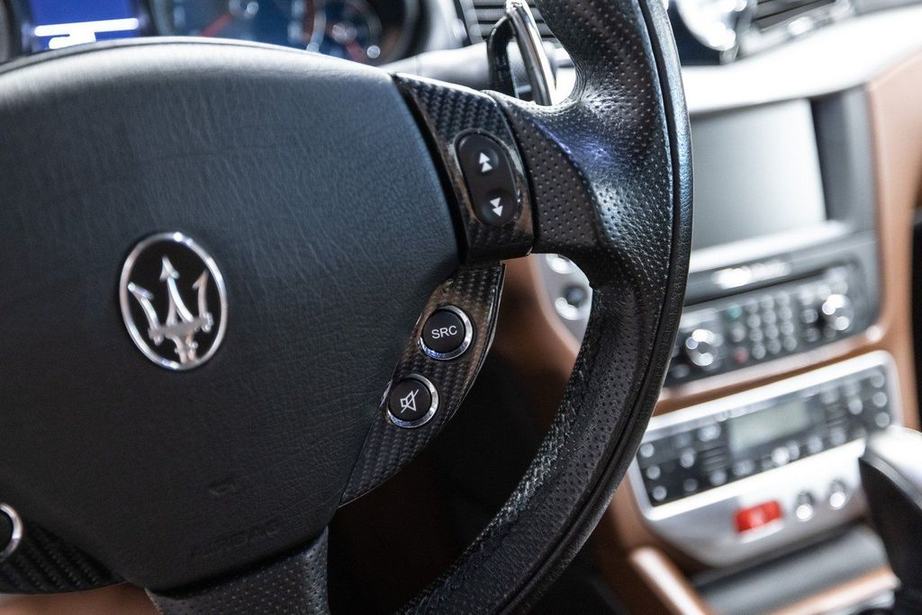 Maserati GranCabrio 2011