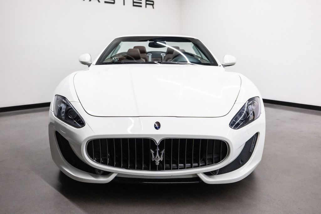 Maserati GranCabrio 2011