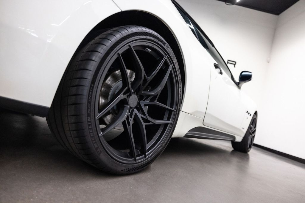 Maserati GranCabrio 2011