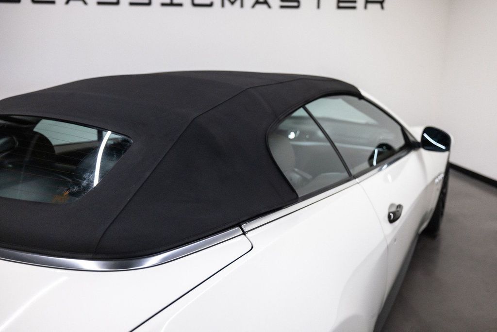 Maserati GranCabrio 2011