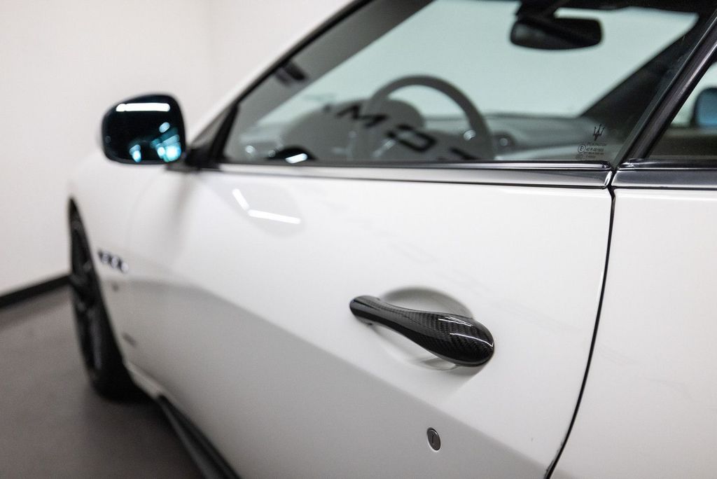 Maserati GranCabrio 2011