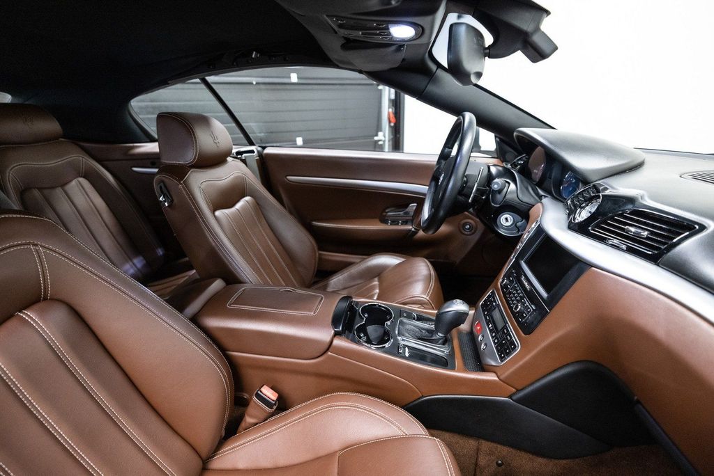 Maserati GranCabrio 2011