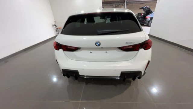 BMW 120 2024