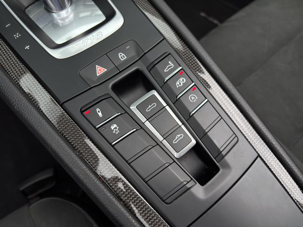 Porsche Boxster 2024