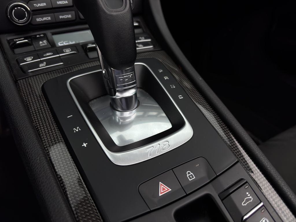 Porsche Boxster 2024