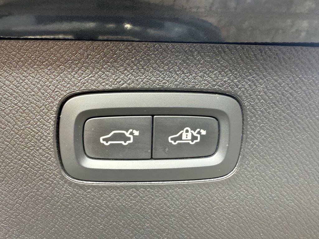 Volvo XC90 2022