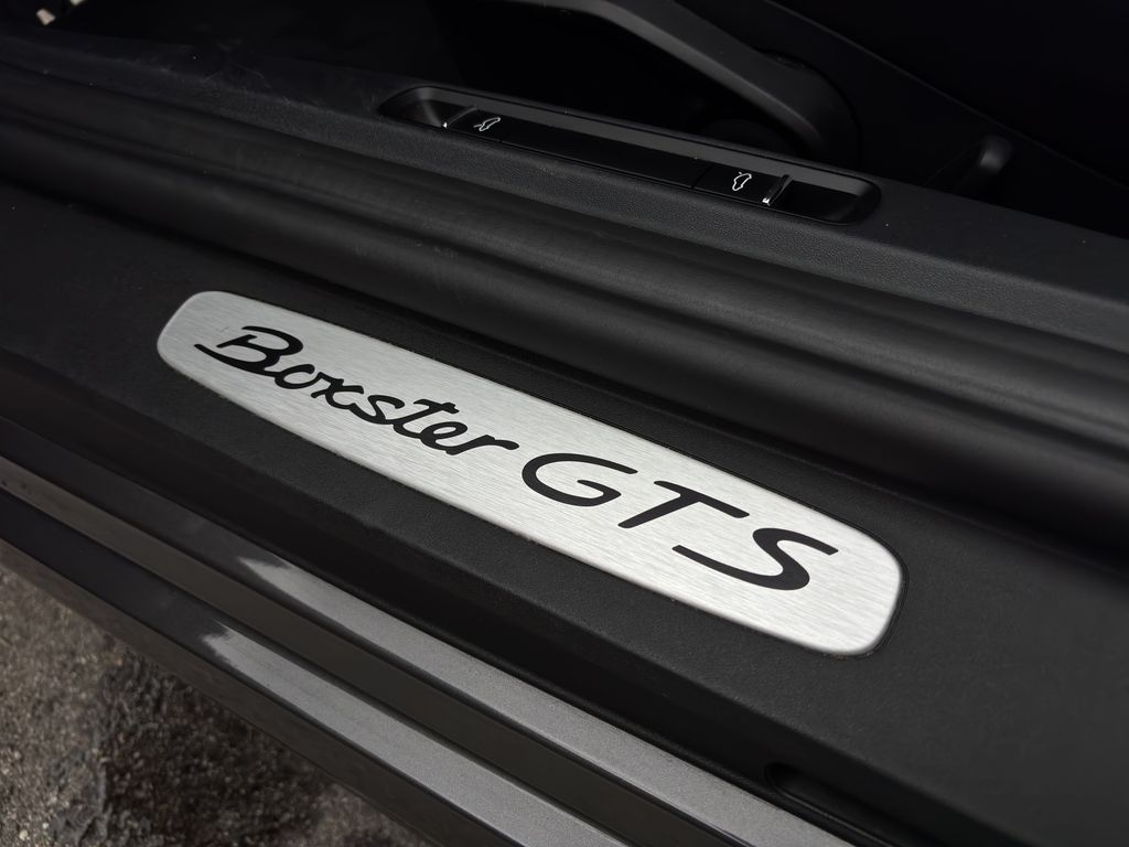 Porsche Boxster 2024