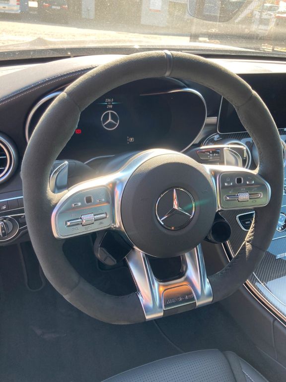 Mercedes-Benz C 63 AMG 2024