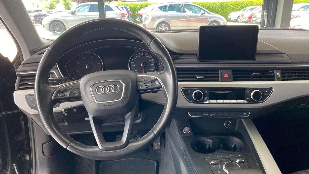Audi A4 2016