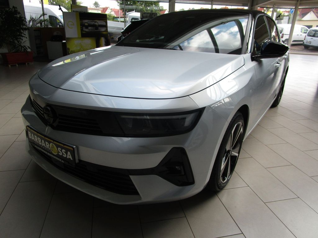Opel Astra 2024