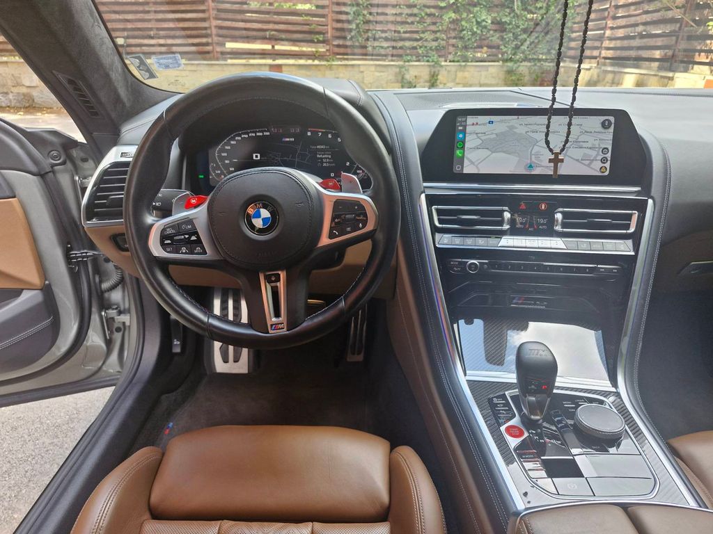 BMW M8 2021