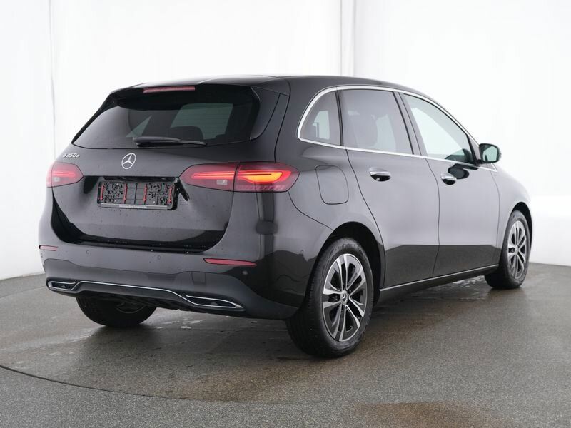 Mercedes-Benz B 250 2024