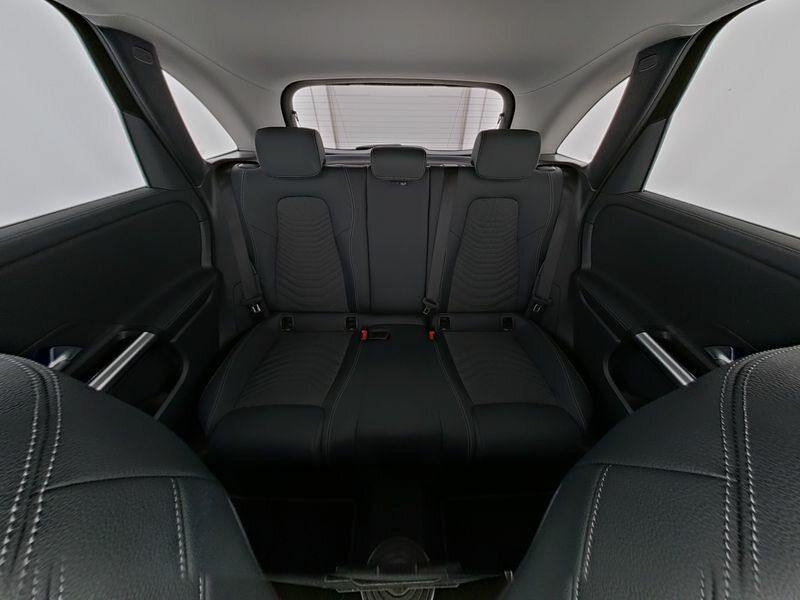 Mercedes-Benz B 250 2024