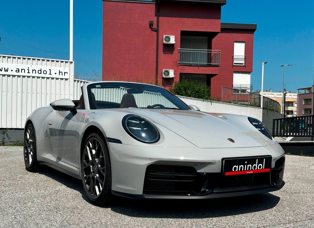 Porsche 911 2024