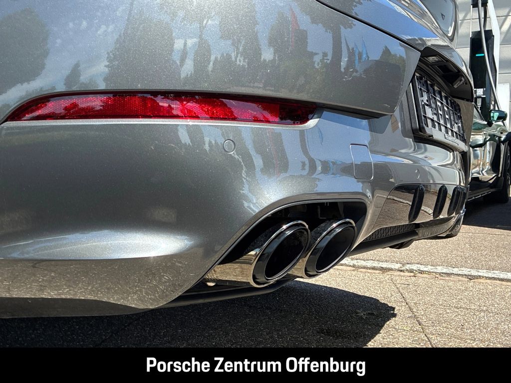 Porsche Cayenne 2025
