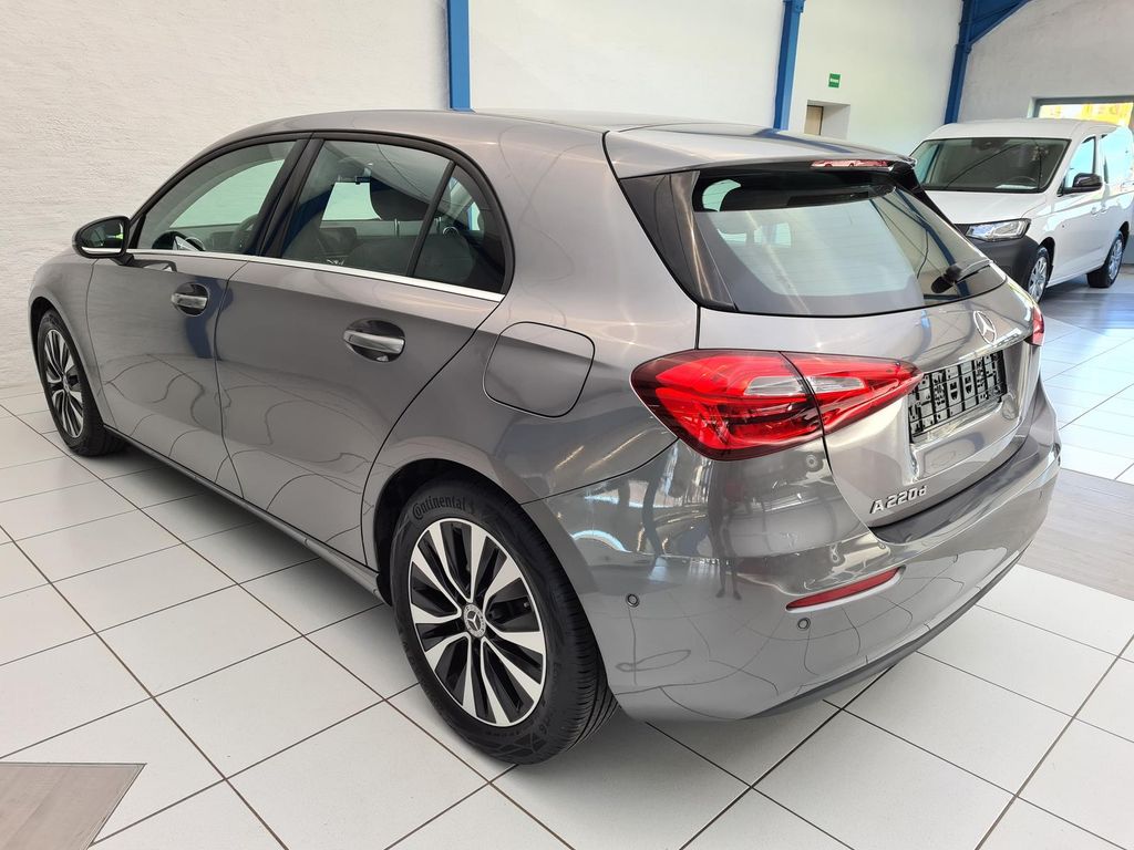 Mercedes-Benz A 220 2021