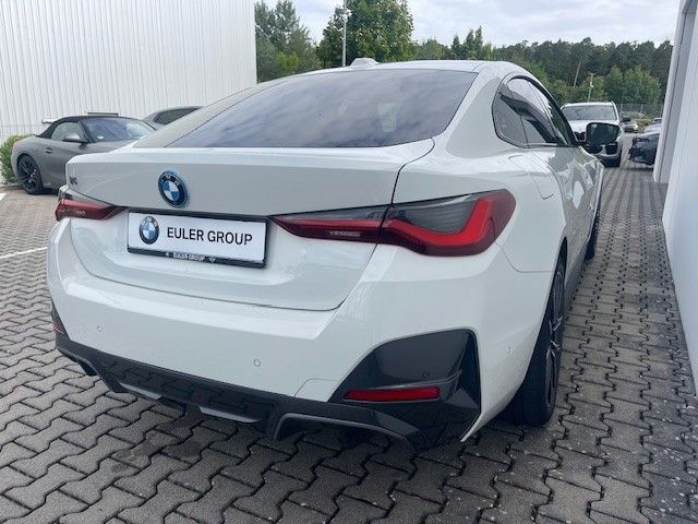 BMW i4 2022
