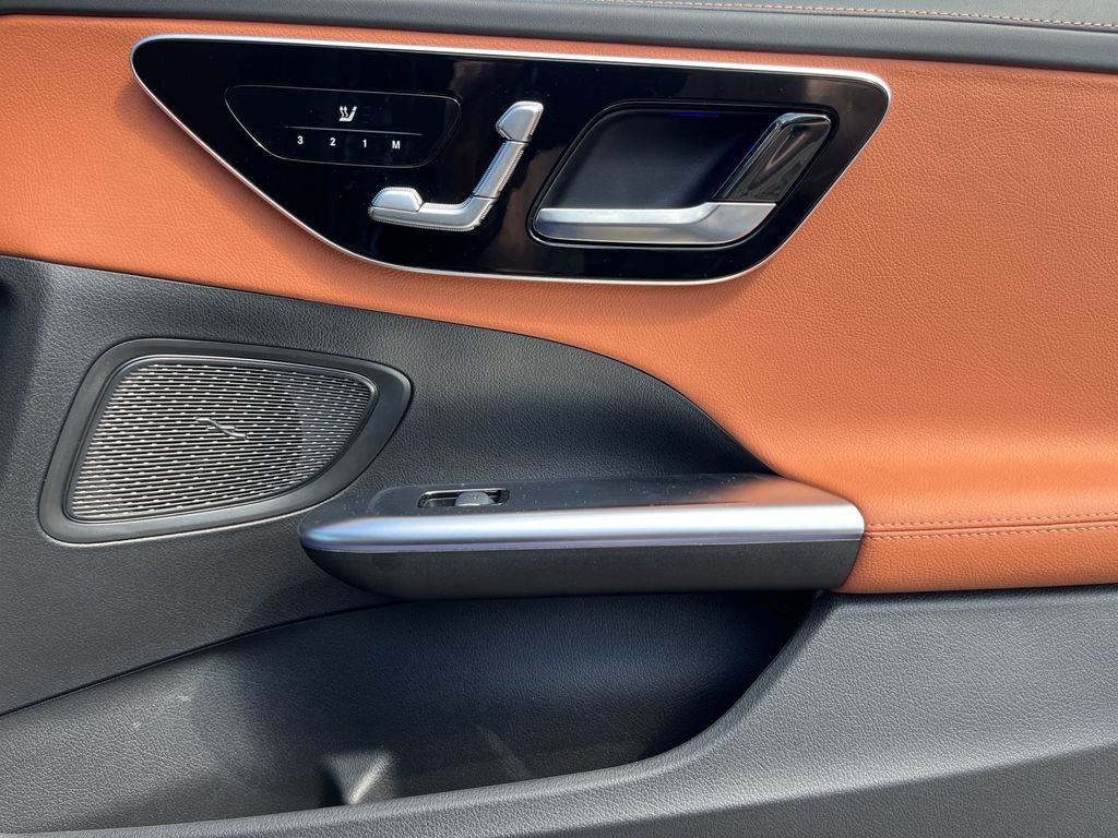 Mercedes-Benz C 300 2024