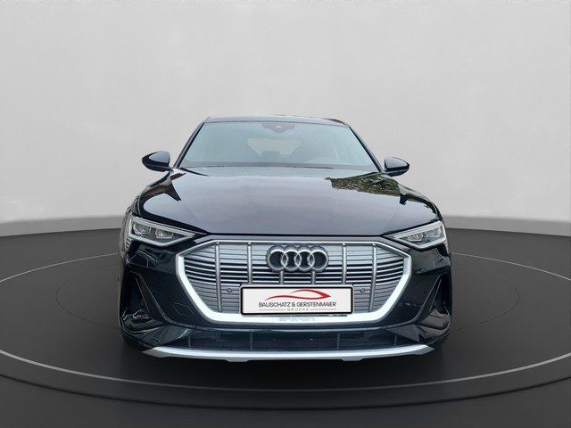 Audi e-tron 2022