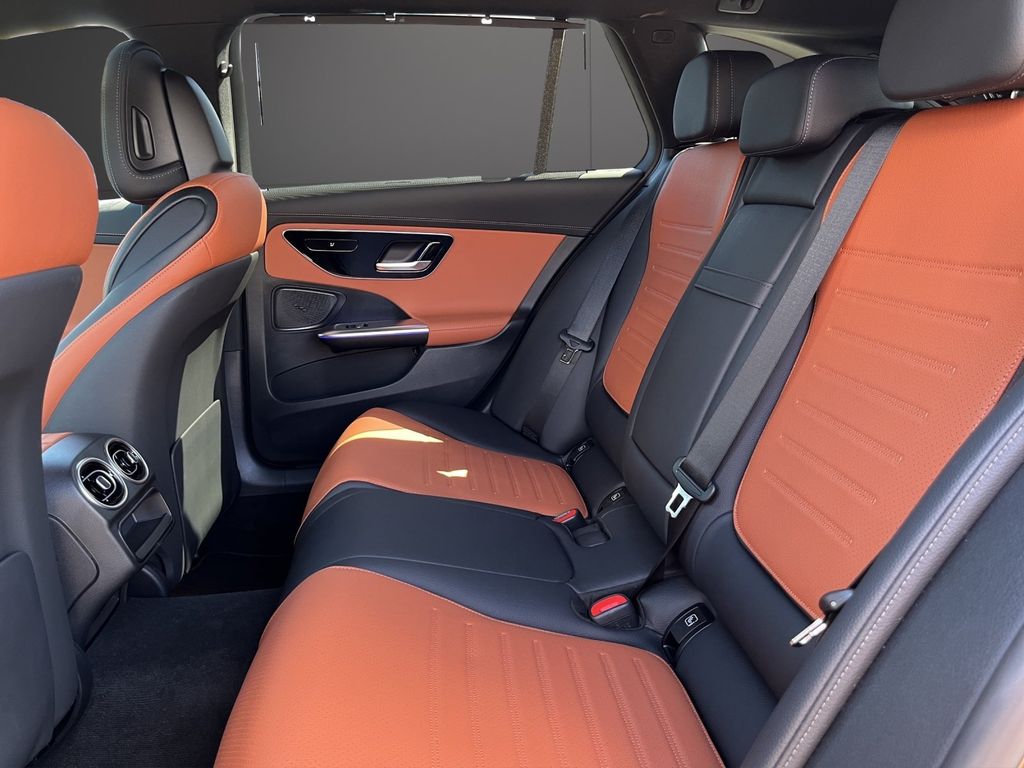 Mercedes-Benz C 300 2024