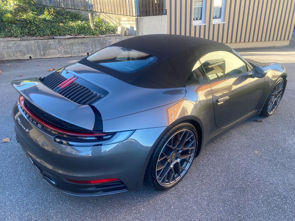 Porsche 992 2019
