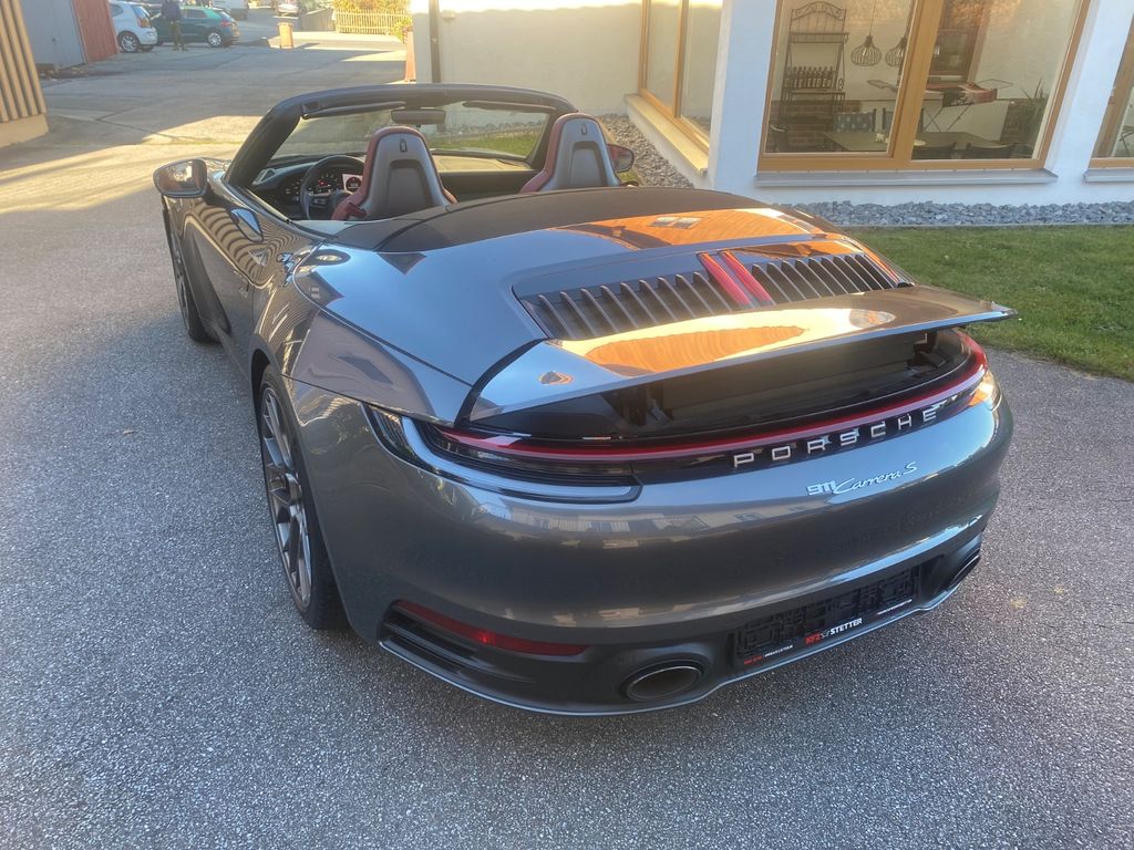 Porsche 992 2019