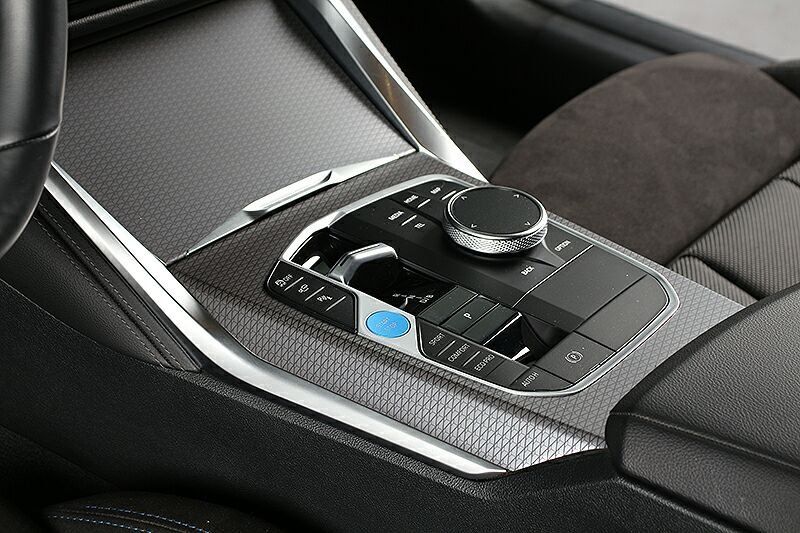 BMW i4 2025