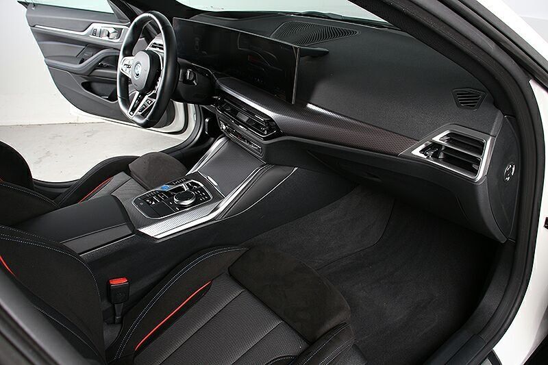 BMW i4 2025