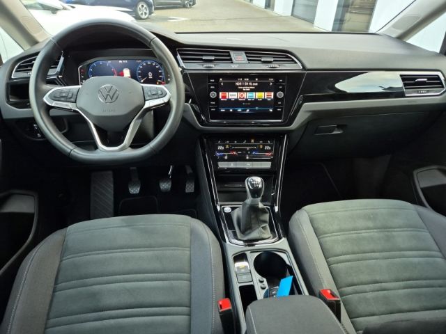 Volkswagen Touran 2023