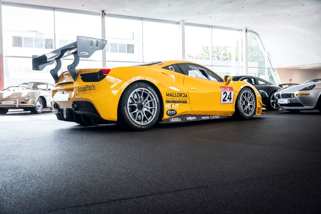 Ferrari 488 GTB 2018