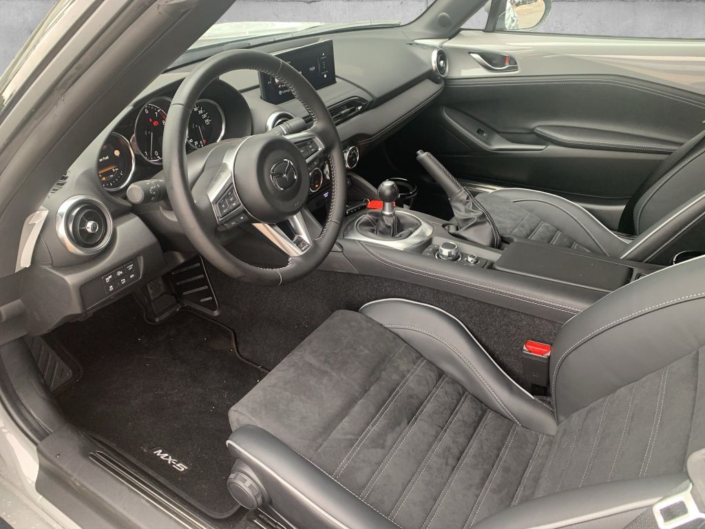 Mazda MX-5 2025